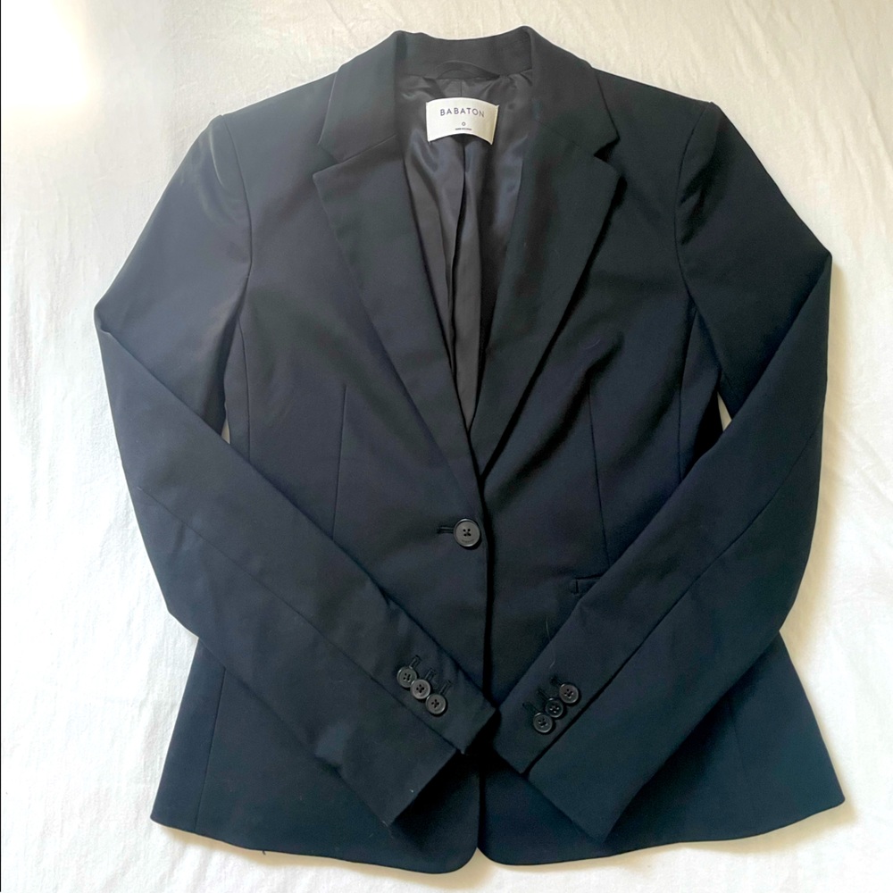 Babaton Aritzia Blazer Black Classic Fit Size 0